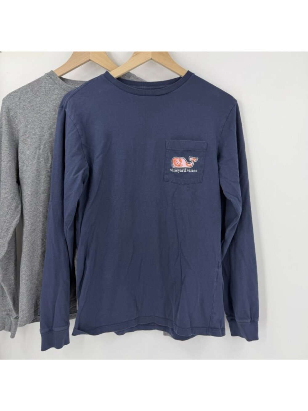 Bundle of 5 Men's Vineyard Vines Size XS T-Shirts Logo Graphics Whales - Picture 13 of 16